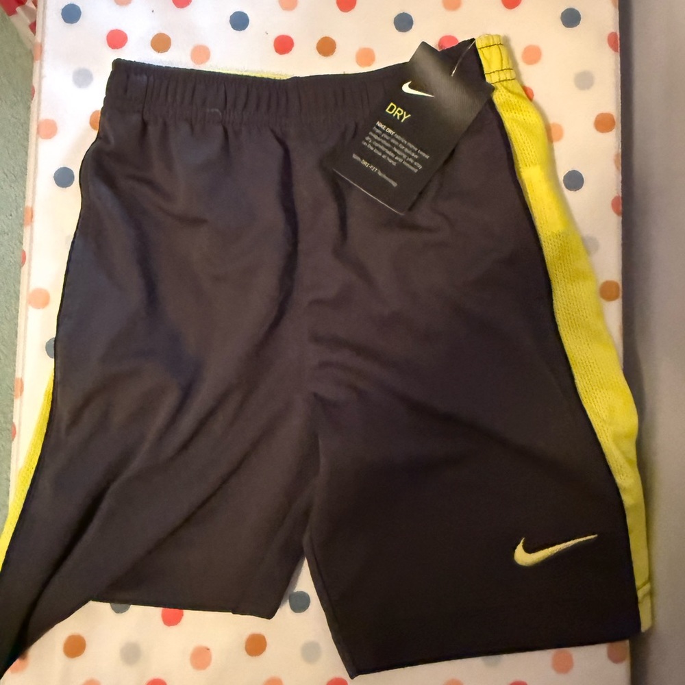 Nike Black and Yellow Athletic Shorts Lightweight Breathable